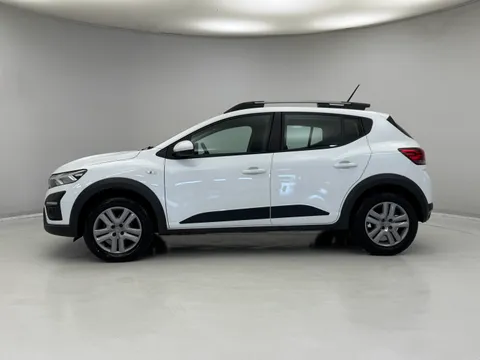 DU72XML Dacia Sandero Stepway 1.0 TCe Comfort 5dr Thumbnail #4