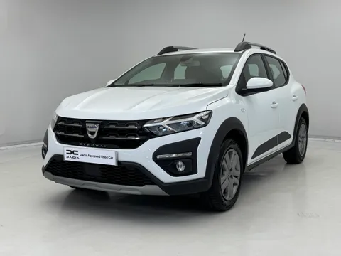 DU72XML Dacia Sandero Stepway 1.0 TCe Comfort 5dr Thumbnail #3