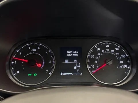 DU72XML Dacia Sandero Stepway 1.0 TCe Comfort 5dr Thumbnail #26