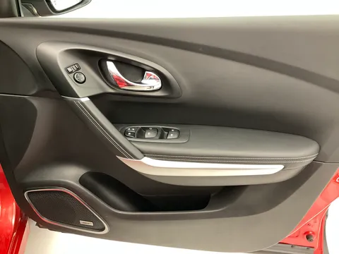 BT18NWM Renault Kadjar 1.2 TCE Signature S Nav 5dr EDC Thumbnail #29