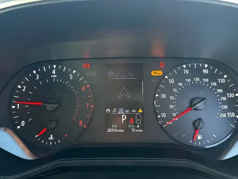 5 of 33 for Renault Clio 1.0 TCe 90 Iconic 5dr Auto