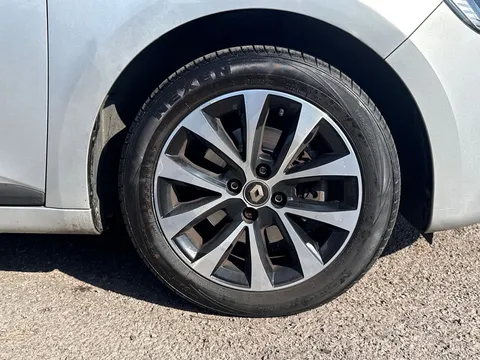 33 of 33 for Renault Clio 1.0 TCe 90 Iconic 5dr Auto