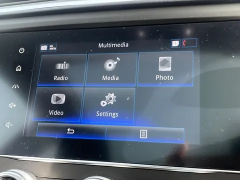 CX19OZF Renault Kadjar 1.3 TCE 160 S Edition 5dr Thumbnail #18