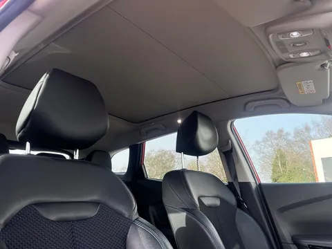 CX19OZF Renault Kadjar 1.3 TCE 160 S Edition 5dr Thumbnail #11