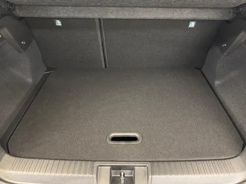 SY75YPL Renault Captur 1.2 TCE 115 Evolution 5dr Thumbnail #9