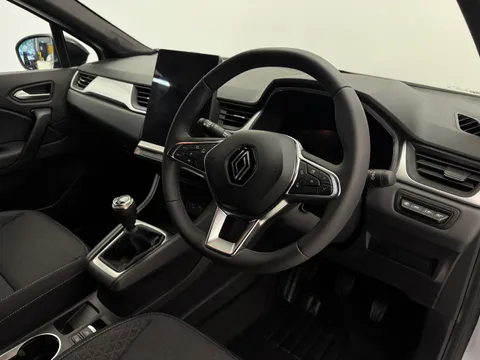 SY75YPL Renault Captur 1.2 TCE 115 Evolution 5dr Thumbnail #20