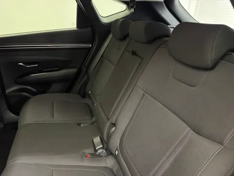 DL22CVM Hyundai Tucson 1.6 TGDi SE Connect 5dr 2WD Thumbnail #11