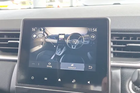 BG22JFA Renault Captur 1.0 TCE 90 SE Edition 5dr Thumbnail #37