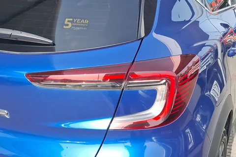 BG22JFA Renault Captur 1.0 TCE 90 SE Edition 5dr Thumbnail #18