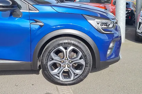 BG22JFA Renault Captur 1.0 TCE 90 SE Edition 5dr Thumbnail #26