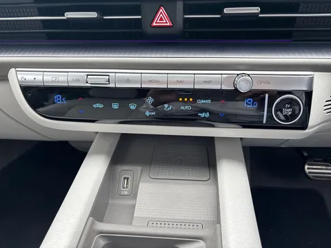 ML74OWA Hyundai Ioniq 6 239kW Ultimate 77kWh 4dr AWD Auto Thumbnail #19