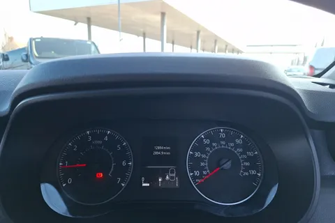 BJ23ULM Dacia Duster 1.0 TCe 90 Expression 5dr Thumbnail #12