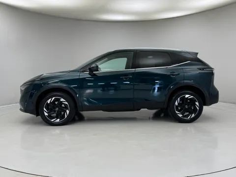 OE25ULA Nissan Qashqai 1.3 DiG-T MH N-Connecta [Glass Roof] 5dr Thumbnail #7