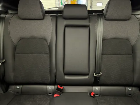 OE25ULA Nissan Qashqai 1.3 DiG-T MH N-Connecta [Glass Roof] 5dr Thumbnail #18