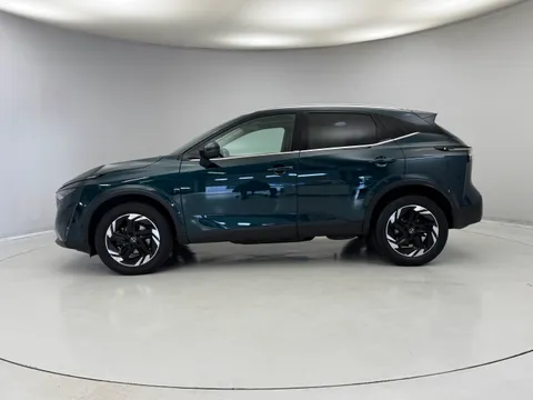 OE25UMF Nissan Qashqai 1.3 DiG-T MH N-Connecta [Glass Roof] 5dr Thumbnail #7