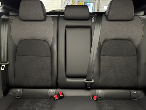 OE25UMF Nissan Qashqai 1.3 DiG-T MH N-Connecta [Glass Roof] 5dr Thumbnail #18