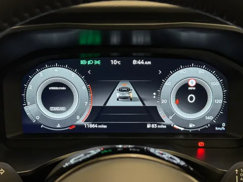 OE25UMF Nissan Qashqai 1.3 DiG-T MH N-Connecta [Glass Roof] 5dr Thumbnail #28