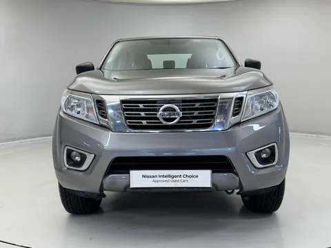 OW72ZVH Nissan Navara Double Cab Pick Up Acenta 2.3dCi 163 TT 4WD Thumbnail #5