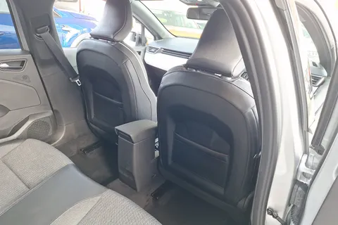 BL23VSK Renault Clio 1.6 E-TECH full hybrid 145 Techno 5dr Auto Thumbnail #26