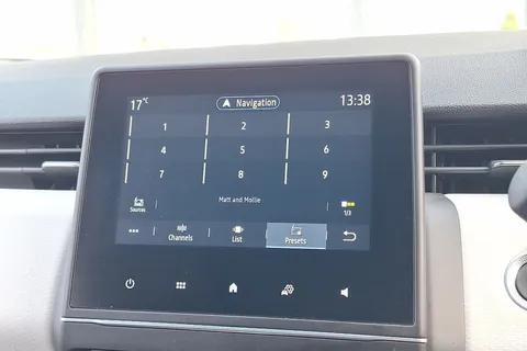 BL23VSK Renault Clio 1.6 E-TECH full hybrid 145 Techno 5dr Auto Thumbnail #39