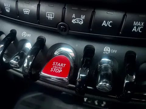 LA17UPH Mini Clubman 1.5 Cooper 6dr Auto Thumbnail #23