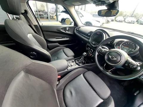 LA17UPH Mini Clubman 1.5 Cooper 6dr Auto Thumbnail #2