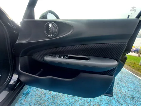 LA17UPH Mini Clubman 1.5 Cooper 6dr Auto Thumbnail #29