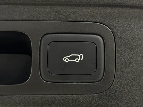 DP75BWJ Mg Motor Uk MGS5 170kW Trophy EV Long Range 64kWh 5dr Auto Thumbnail #12