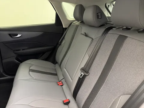 DP75BWJ Mg Motor Uk MGS5 170kW Trophy EV Long Range 64kWh 5dr Auto Thumbnail #13