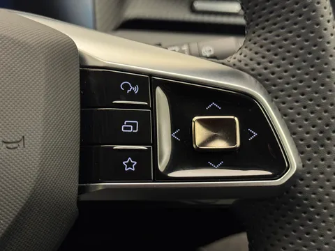 DP75BWJ Mg Motor Uk MGS5 170kW Trophy EV Long Range 64kWh 5dr Auto Thumbnail #23