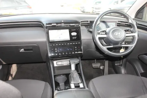 PE72AVF Hyundai Tucson 1.6 TGDi 48V MHD SE Connect 5dr 2WD DCT Thumbnail #12