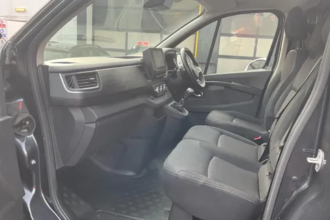 YL23UGX Renault Trafic LL30 Blue dCi 150 Extra Sport Van Thumbnail #30