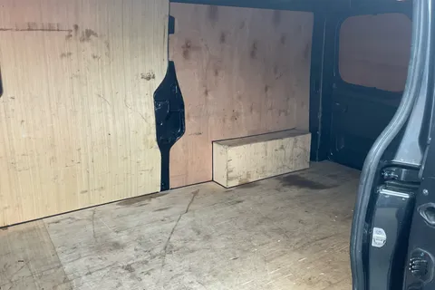 YL23UGX Renault Trafic LL30 Blue dCi 150 Extra Sport Van Thumbnail #32