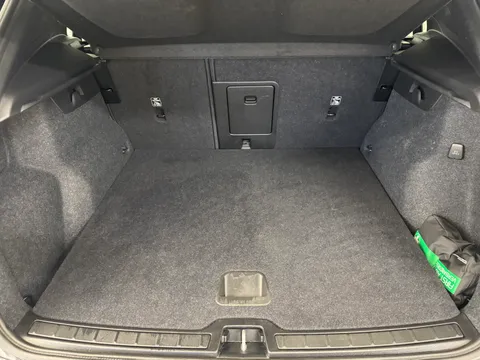 RJ25FYS Volvo XC40 2.0 B3P Core 5dr Auto Thumbnail #29