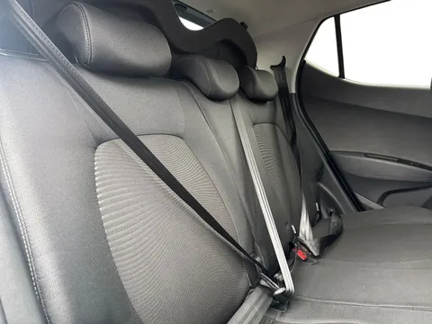 GJ68XGF Hyundai i10 1.2 Premium SE 5dr Auto Thumbnail #19