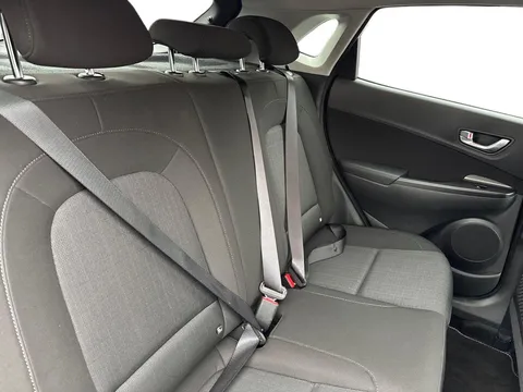 DU21EUN Hyundai Kona 1.6 GDi Hybrid Premium 5dr DCT Thumbnail #16