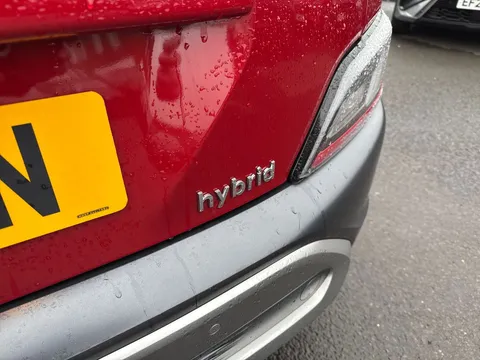 DU21EUN Hyundai Kona 1.6 GDi Hybrid Premium 5dr DCT Thumbnail #17