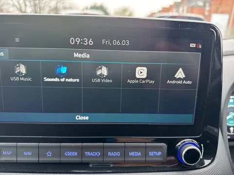 DU21EUN Hyundai Kona 1.6 GDi Hybrid Premium 5dr DCT Thumbnail #35