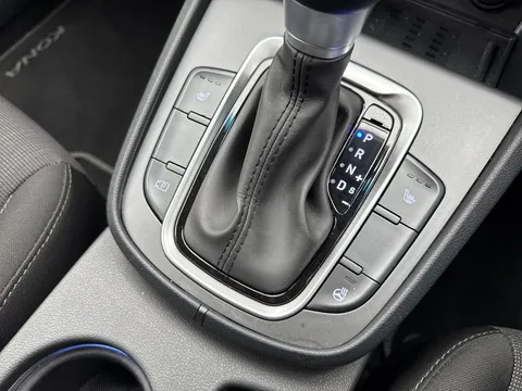 DU21EUN Hyundai Kona 1.6 GDi Hybrid Premium 5dr DCT Thumbnail #37