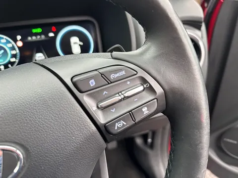 DU21EUN Hyundai Kona 1.6 GDi Hybrid Premium 5dr DCT Thumbnail #40