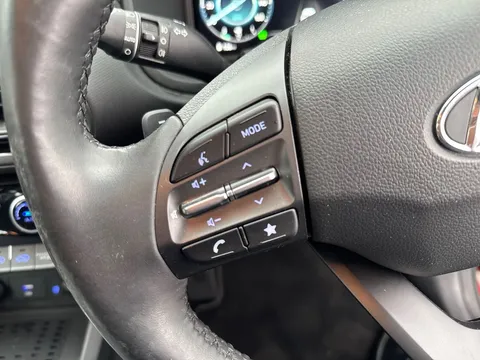 DU21EUN Hyundai Kona 1.6 GDi Hybrid Premium 5dr DCT Thumbnail #41