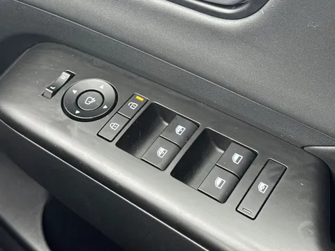 EN74VDV Hyundai Kona 1.6 Hybrid 129 Ultimate 5dr DCT Thumbnail #32