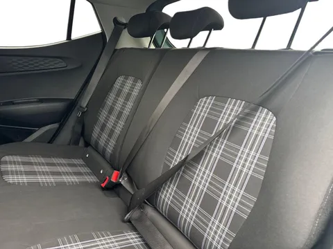 EA25ZHD Hyundai i10 1.0 [63] Premium 5dr Auto [Nav] Thumbnail #17