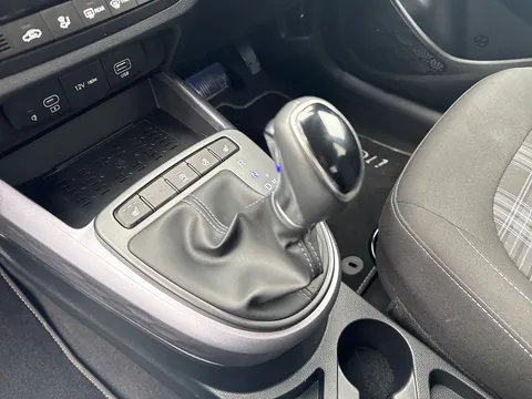 EA25ZHD Hyundai i10 1.0 [63] Premium 5dr Auto [Nav] Thumbnail #21