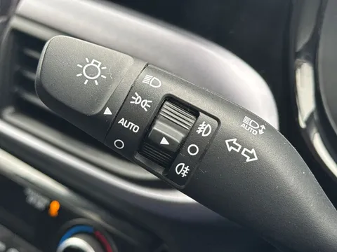 EA25ZHD Hyundai i10 1.0 [63] Premium 5dr Auto [Nav] Thumbnail #34