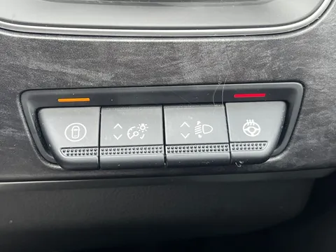 HN74TVX Renault ARKANA 1.6 E-Tech FHEV 145 Esprit Alpine 5dr Auto Thumbnail #26