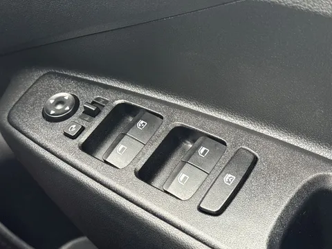 EA25ZHD Hyundai i10 1.0 [63] Premium 5dr Auto [Nav] Thumbnail #35