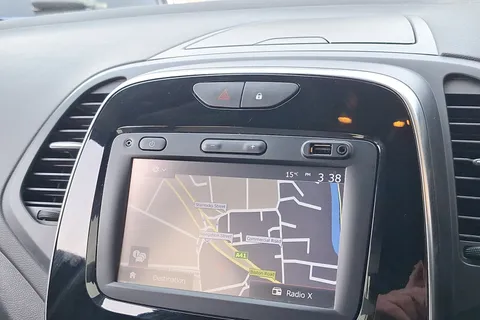 HT18AOK Renault Captur 0.9 TCE 90 Iconic 5dr Thumbnail #41