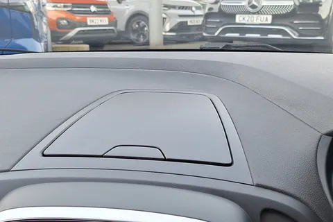 HT18AOK Renault Captur 0.9 TCE 90 Iconic 5dr Thumbnail #38