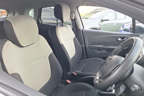 HT18AOK Renault Captur 0.9 TCE 90 Iconic 5dr Thumbnail #36